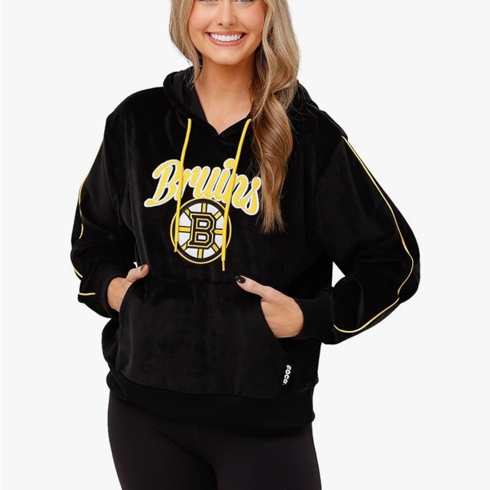 FOCO Women's NHL Boston Bruins Fashion Velour Hooded Sweatshirt Small